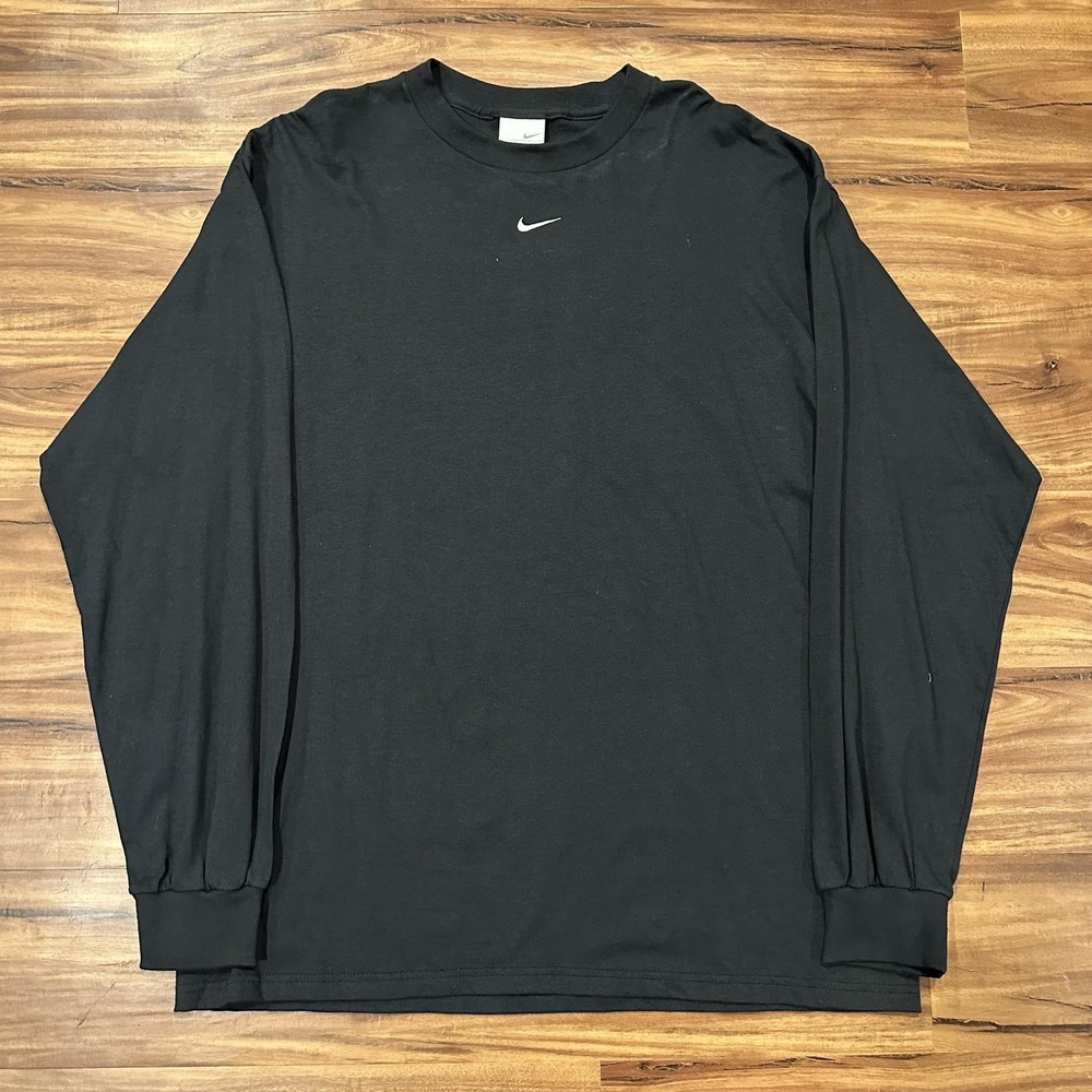 Nike Shirt Mens Large Black Solid Small Swoosh Logo Long Sleeve Crewneck Tee